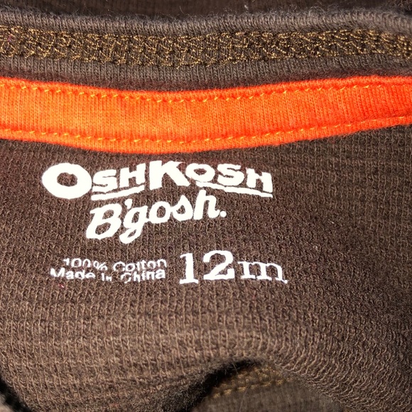 OshKosh 2-piece overalls and onesie moose 12 mo - Picture 4 of 7